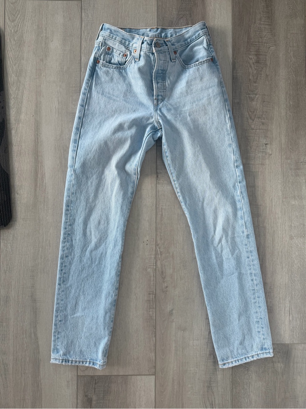 Levis 501 women’s Jeans